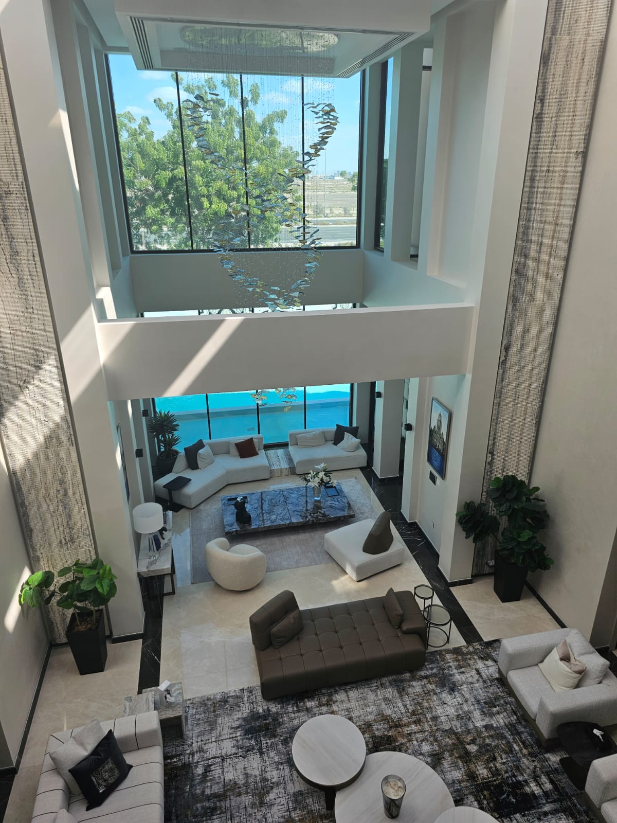 J11, Emirates Hills image 10